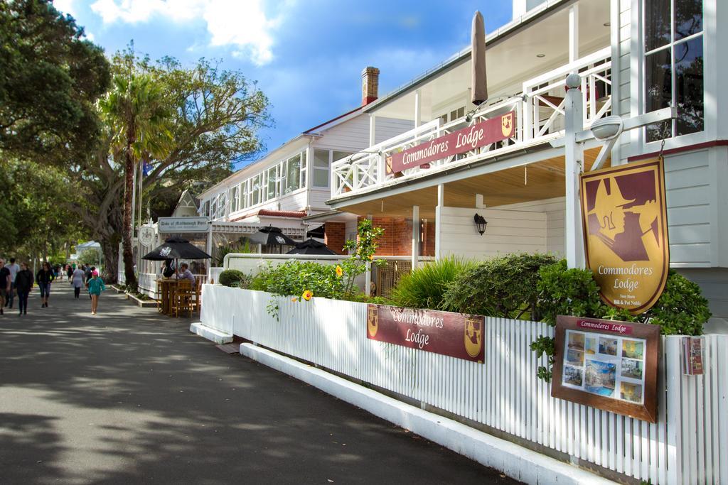 Commodores Lodge Russell Bagian luar foto